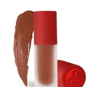 Hank & Henry Cherry Mattes Liquid Mousse Matte Lipstick in the shade Betty Rizzo